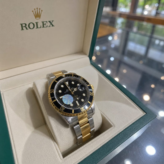 Luxury Black & Gold ROLEX Watch – Two-Tone Stainless Steel