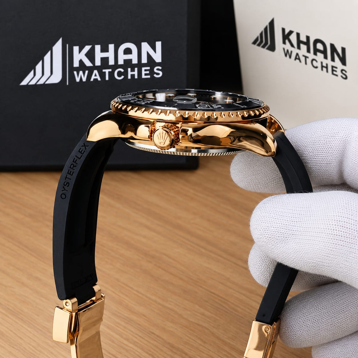 Luxury Yacht-Style Master Watch – Black Gold Yellow