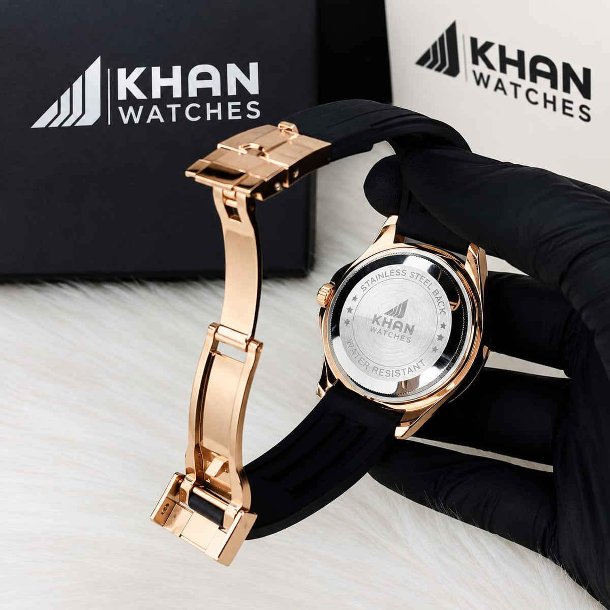 Luxury Yacht-Style Master Watch – Black Gold Yellow