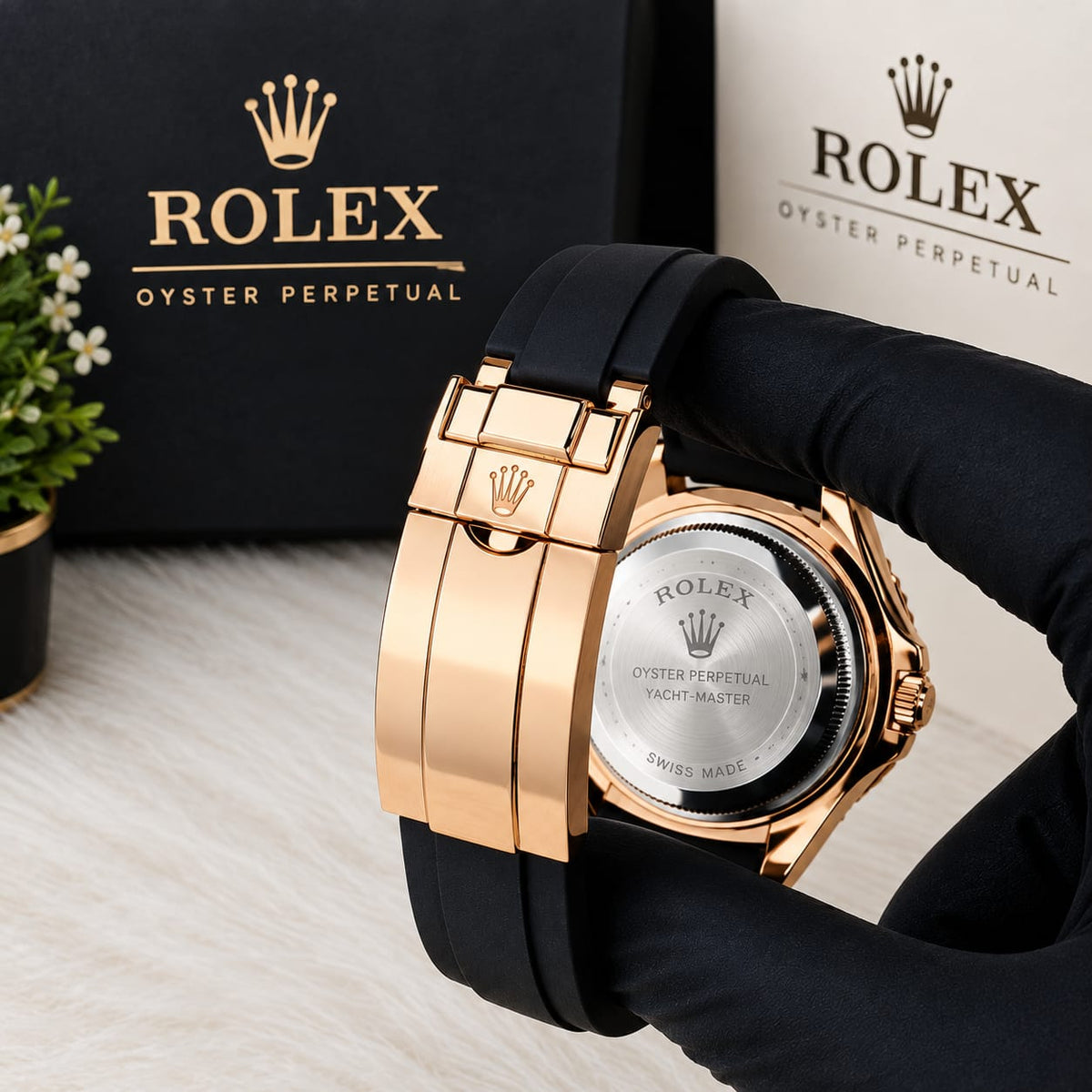 Luxury Yacht-Style Master Watch – Black Gold Yellow